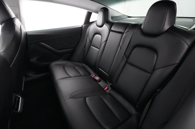 2021 Tesla Model 3 — photo 19 of 26