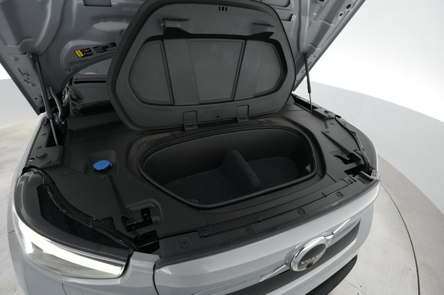 2024 Volvo XC40 Recharge — photo 21 of 22