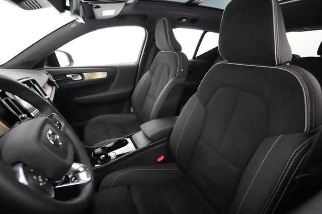 2024 Volvo XC40 Recharge — photo 3 of 22