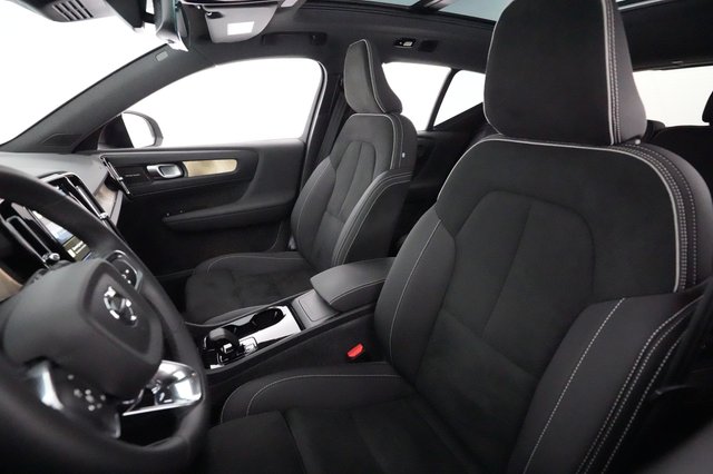 2024 Volvo XC40 Recharge — photo 3 of 22