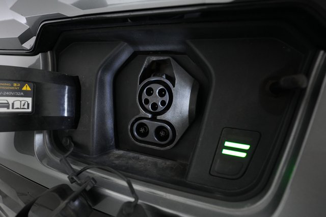 2023 Kia Niro EV — photo 8 of 24