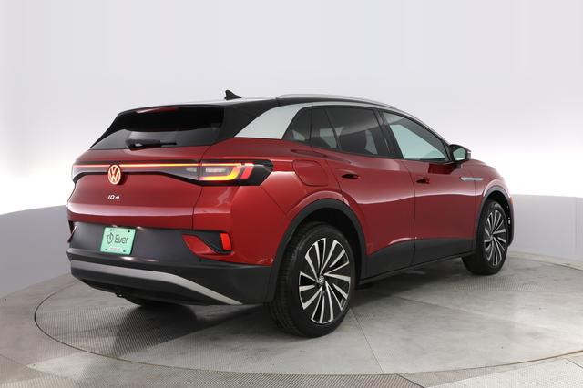 2023 Volkswagen ID.4 — photo 2 of 21