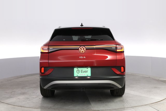 2023 Volkswagen ID.4 — photo 12 of 21
