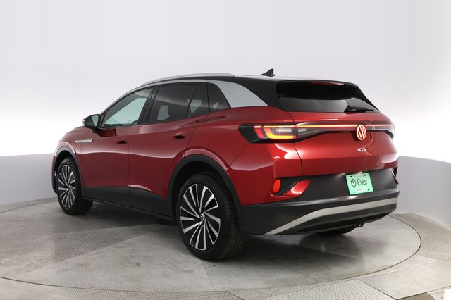 2023 Volkswagen ID.4 — photo 13 of 21