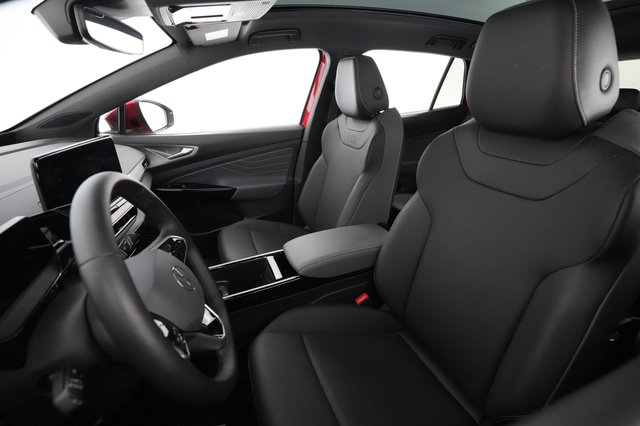2023 Volkswagen ID.4 — photo 3 of 21