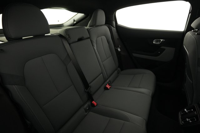 2024 Polestar 2 — photo 4 of 23