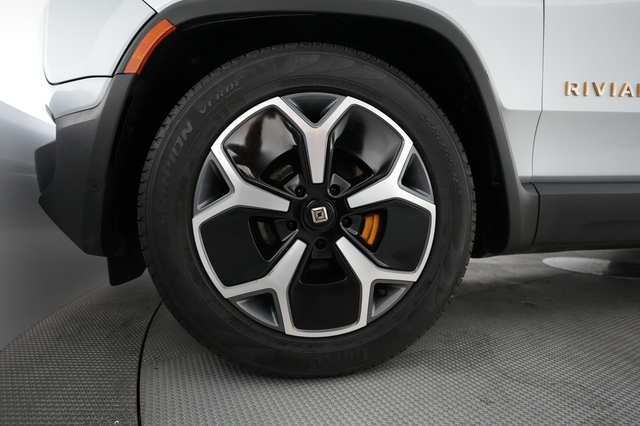 2023 Rivian R1T