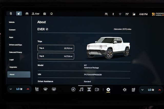 2023 Rivian R1T — photo 5 of 21