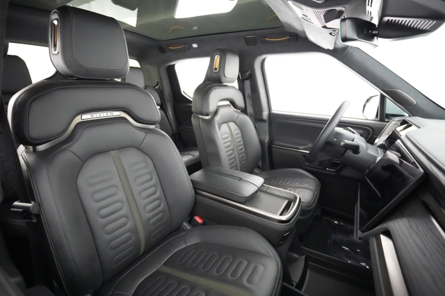 2023 Rivian R1T
