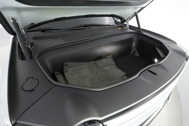 2023 Rivian R1T — photo 20 of 21