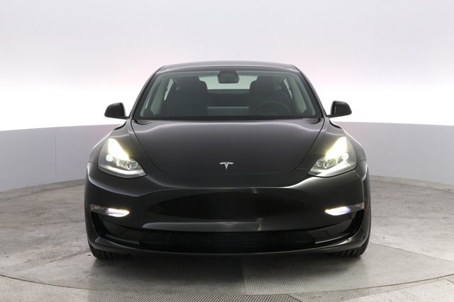 2023 Tesla Model 3 — photo 9 of 21