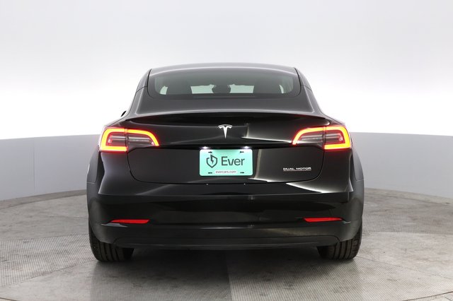2023 Tesla Model 3 — photo 12 of 21