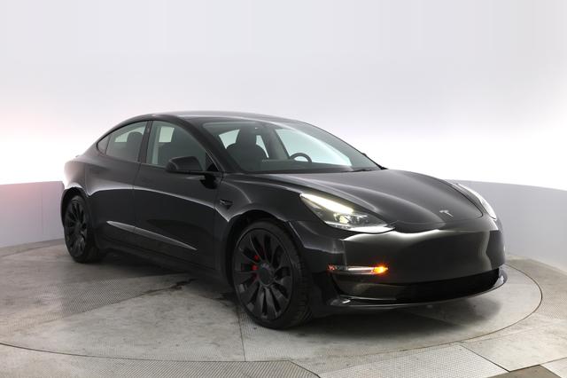 2023 Tesla Model 3 — photo 10 of 21