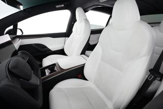 2022 Tesla Model X — photo 3 of 22