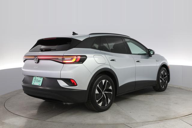 2021 Volkswagen ID.4 — photo 2 of 25