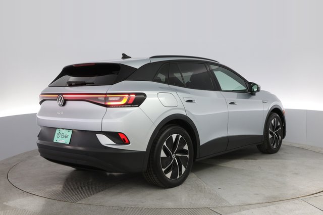 2021 Volkswagen ID.4 — photo 2 of 25