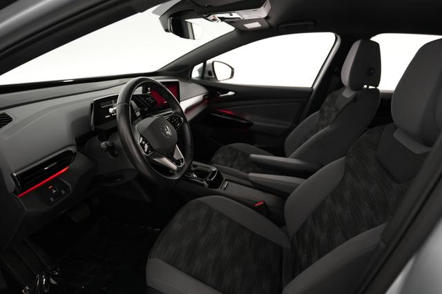2021 Volkswagen ID.4 — photo 3 of 25