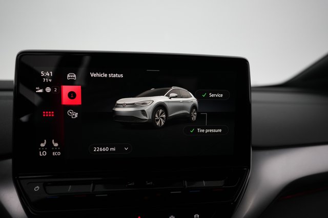 2021 Volkswagen ID.4 — photo 5 of 25