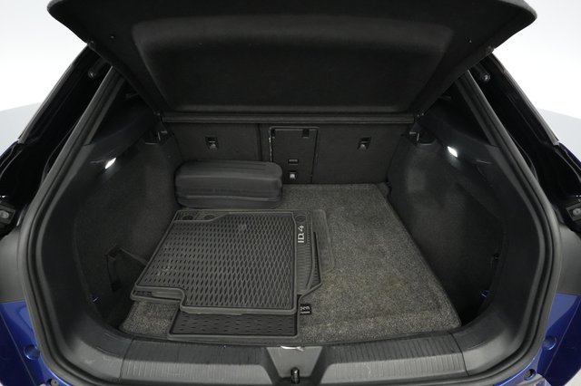 2021 Volkswagen ID.4 — photo 6 of 20