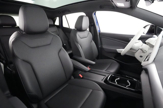 2021 Volkswagen ID.4 — photo 19 of 20
