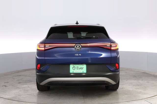 2021 Volkswagen ID.4 — photo 12 of 20