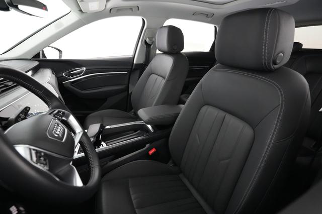2021 Audi e-tron — photo 3 of 23