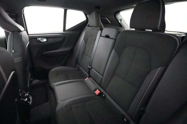 2023 Volvo XC40 Recharge — photo 19 of 22
