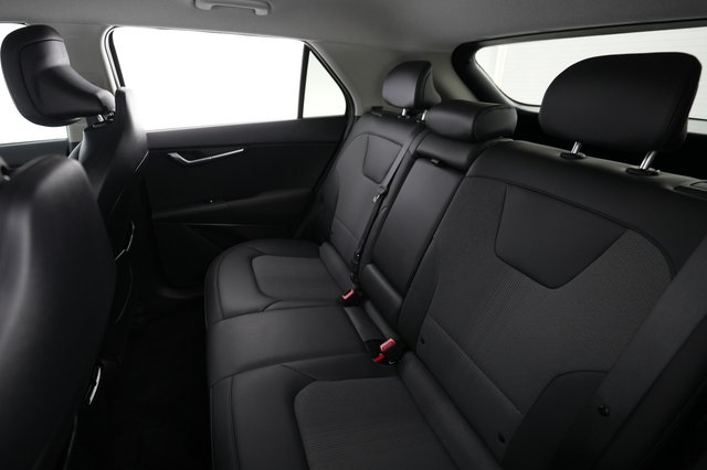 2024 Kia Niro EV — photo 18 of 23