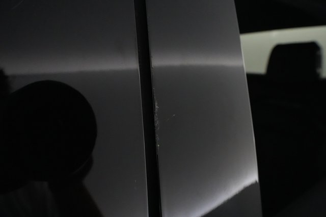 2023 Rivian R1T — photo 23 of 26