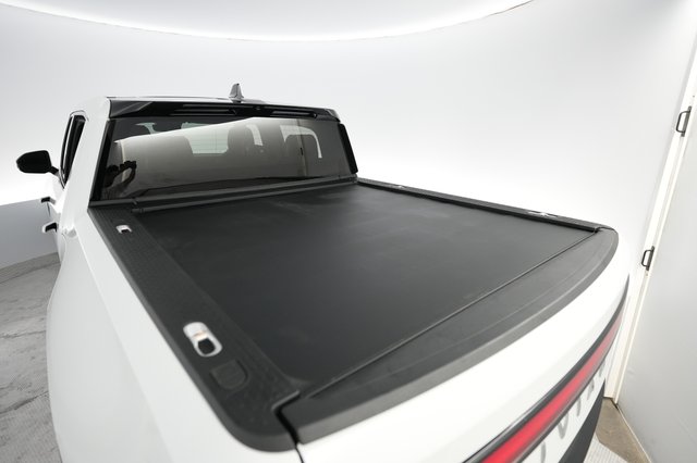 2023 Rivian R1T — photo 21 of 26