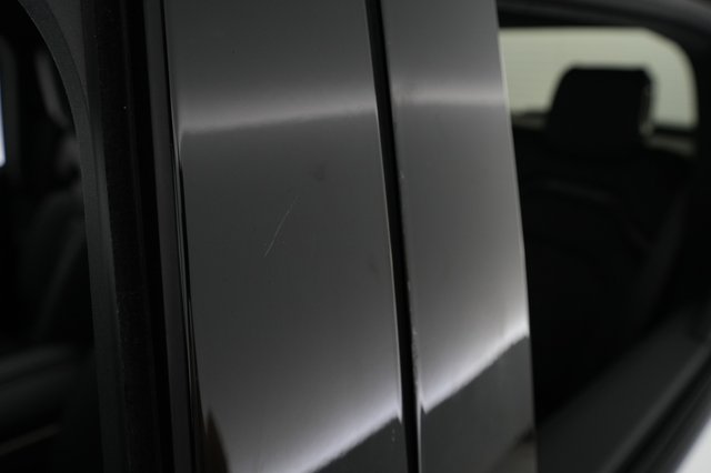 2023 Rivian R1T — photo 25 of 26