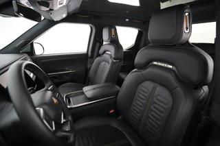 2023 Rivian R1T — photo 3 of 26