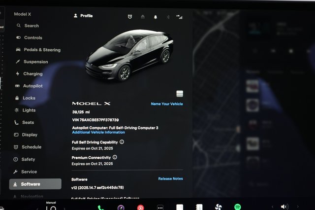 2023 Tesla Model X — photo 5 of 19