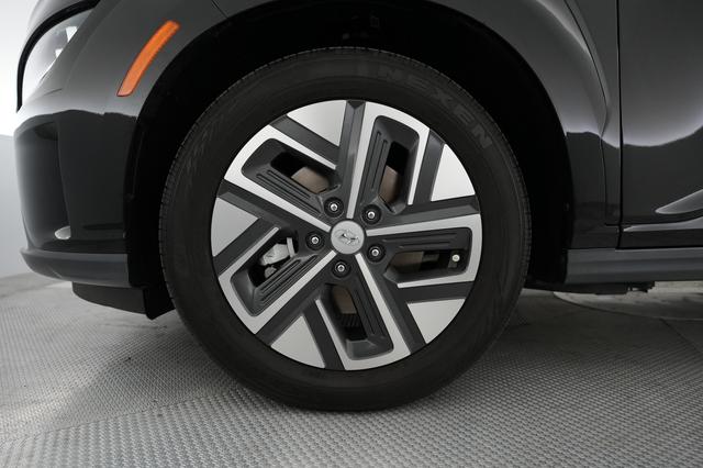 2023 Hyundai Kona — photo 7 of 21