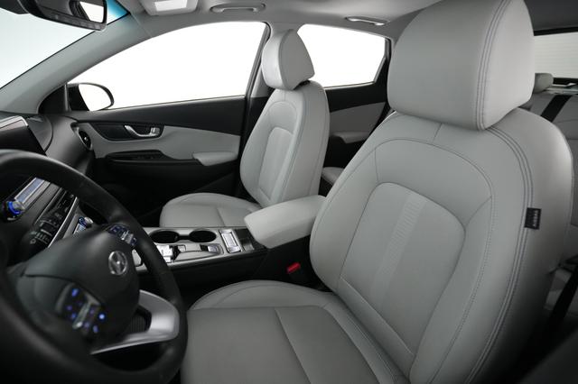 2023 Hyundai Kona — photo 3 of 21