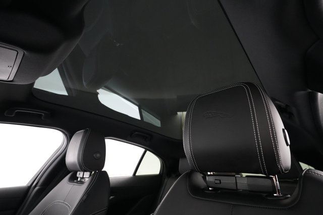 2020 Jaguar I-Pace — photo 21 of 23