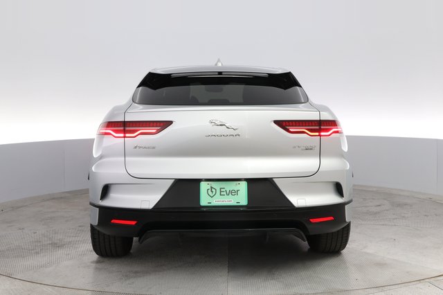 2020 Jaguar I-Pace — photo 12 of 23
