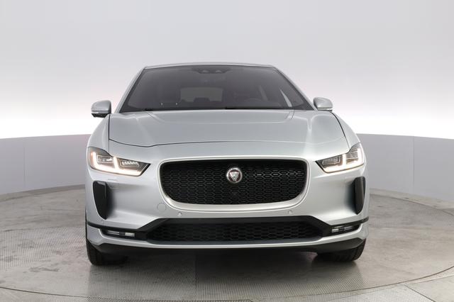 2020 Jaguar I-Pace — photo 9 of 23