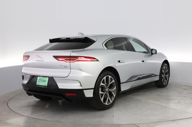 2020 Jaguar I-Pace — photo 2 of 23