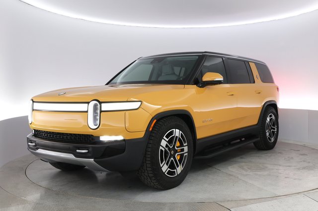 2023 Rivian R1S — VIN 7PDSGABA5PN019245
