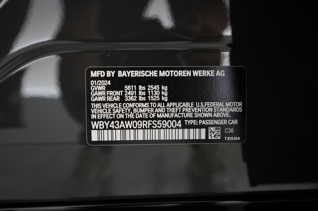 2024 BMW i4