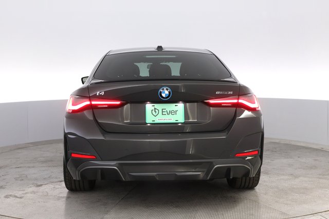 2024 BMW i4 — photo 12 of 21