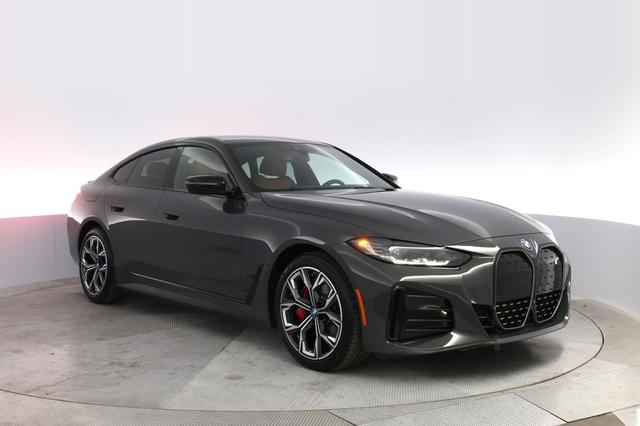 2024 BMW i4 — photo 10 of 21