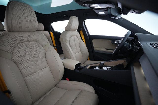 2022 Polestar 2 — photo 18 of 25