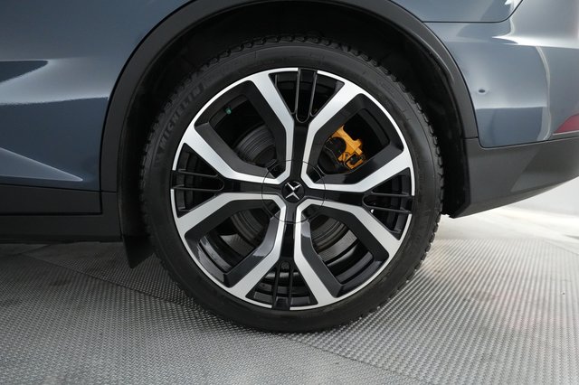 2022 Polestar 2 — photo 16 of 25