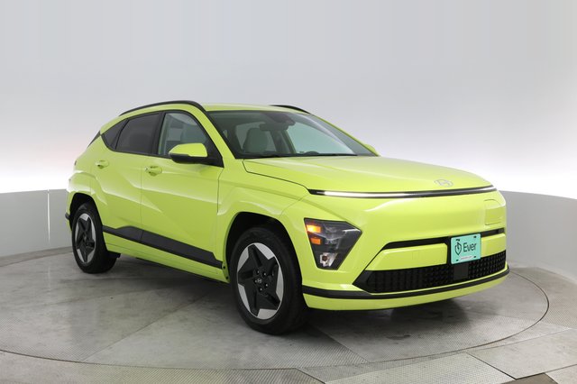2025 Hyundai Kona Electric — photo 9 of 19