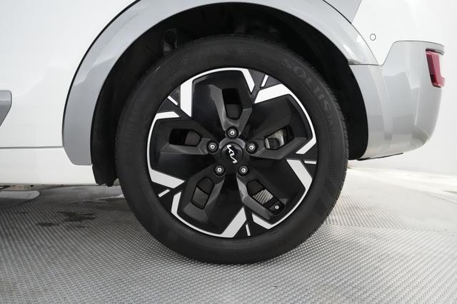 2024 Kia Niro EV — photo 7 of 23