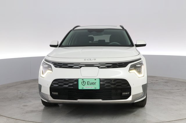2024 Kia Niro EV — photo 9 of 23