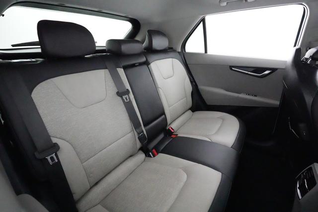 2024 Kia Niro EV — photo 4 of 23