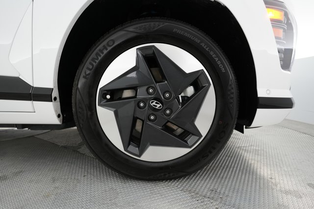 2024 Hyundai Kona — photo 16 of 21